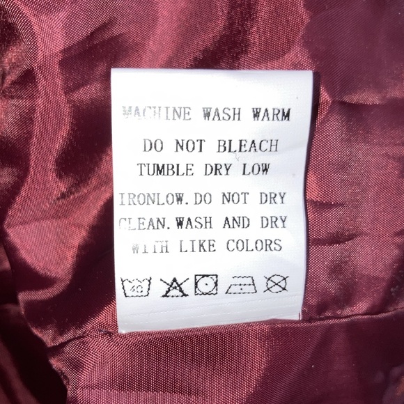 The Story Satin Twill Maroon Quilted Puff Zip Front Bomber Jacket Size Medium - Picture 8 of 8